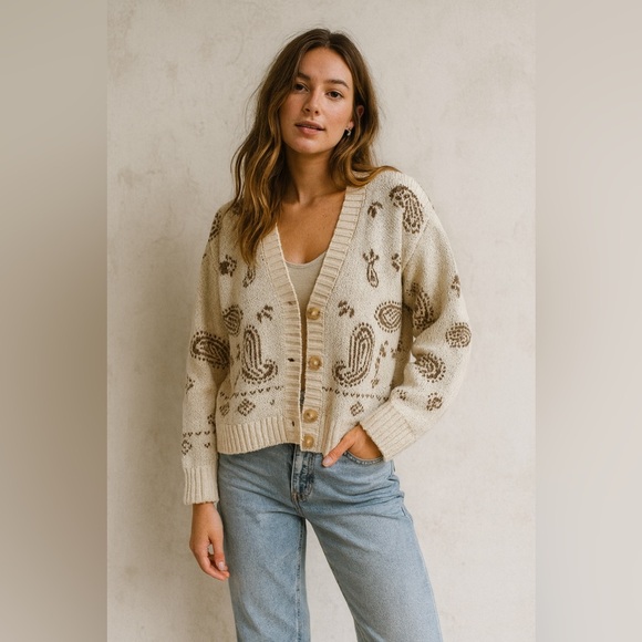 American Eagle Cream Paisley Button UP Cardigan Sweater - Picture 1 of 5